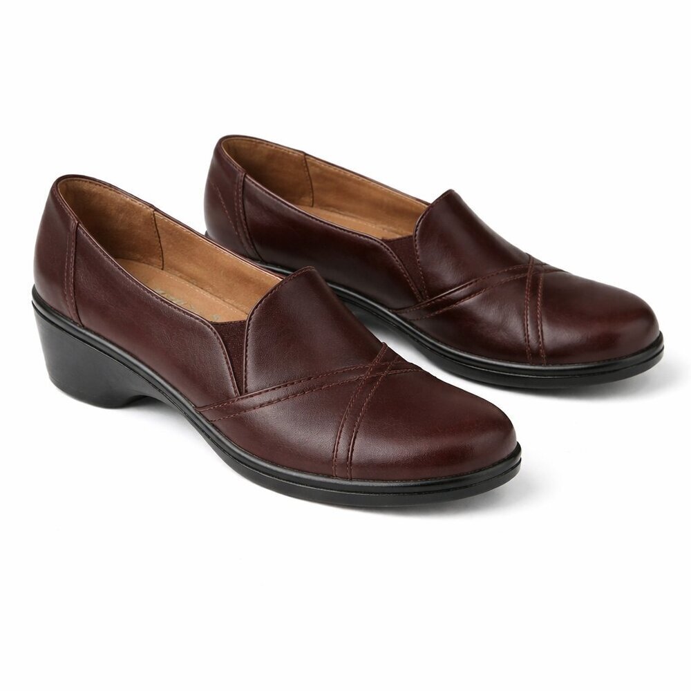 CLARKS Brown Leather Slip-On Shoes Size 7.5M